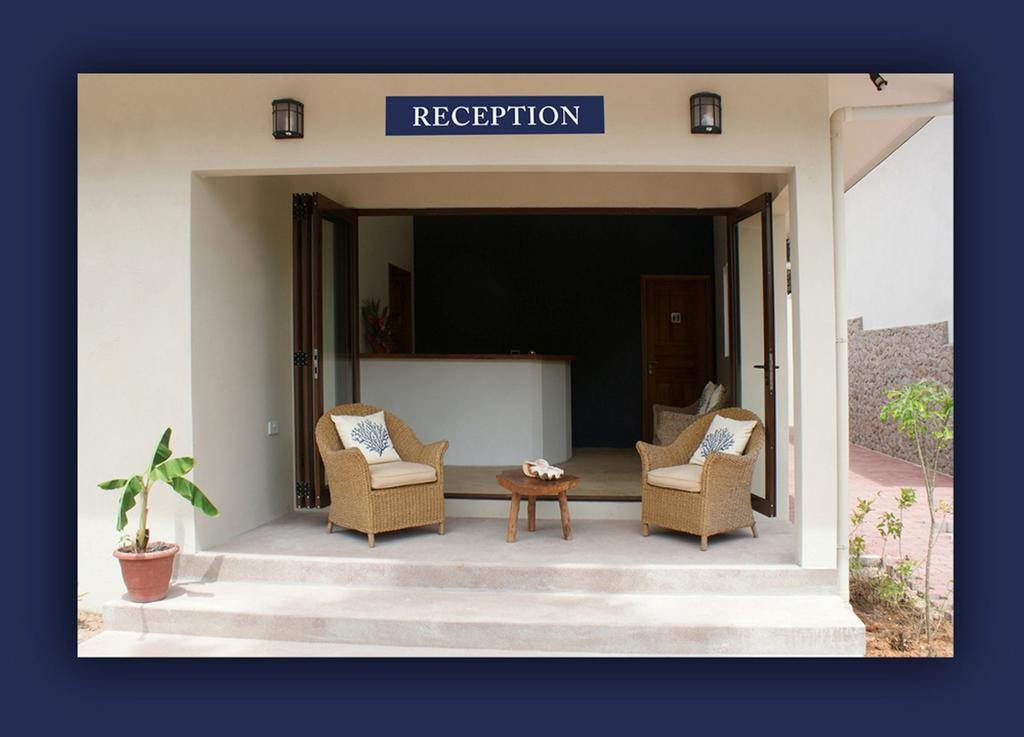 L'Hirondelle Self Catering Guest House Anse Volbert Village Exteriér fotografie