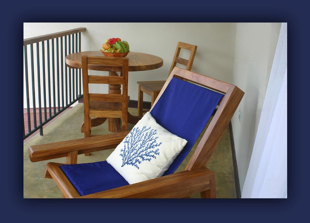 L'Hirondelle Self Catering Guest House Anse Volbert Village Pokoj fotografie