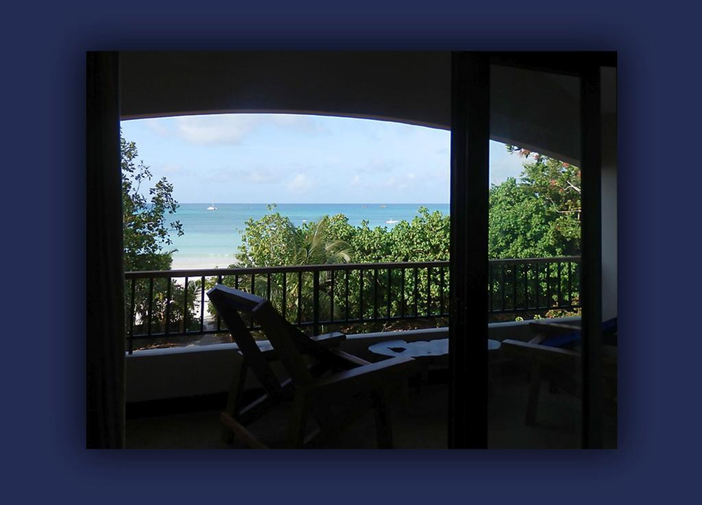 L'Hirondelle Self Catering Guest House Anse Volbert Village Pokoj fotografie